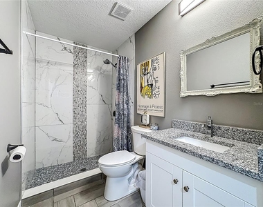 321 21st Street W - Photo Thumbnail 15