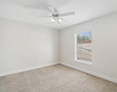 3125 Santorini Court - Photo Thumbnail 20