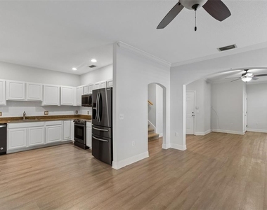 3125 Santorini Court - Photo Thumbnail 9