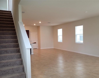 2713 Franklin Road - Photo Thumbnail 6
