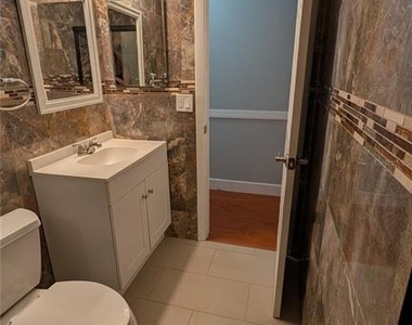 4000 Poinciana Court - Photo Thumbnail 16