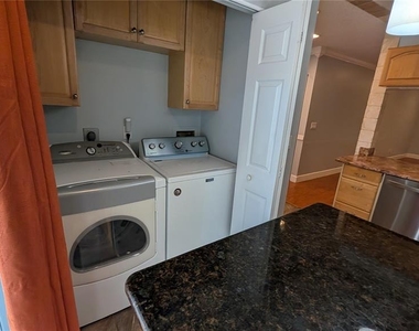 4000 Poinciana Court - Photo Thumbnail 5