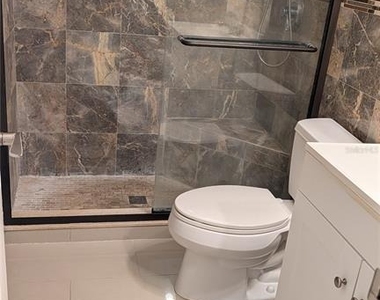 4000 Poinciana Court - Photo Thumbnail 17