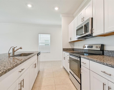 8938 Gallantree Place - Photo Thumbnail 3