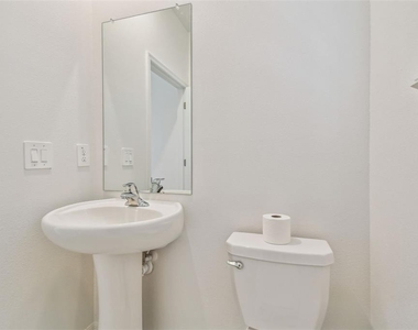 8938 Gallantree Place - Photo Thumbnail 15