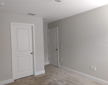 3280 Stonewyck Street - Photo Thumbnail 18