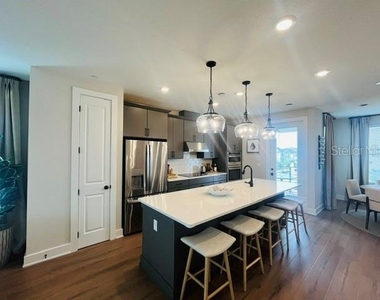 15501 Hamlin Park Drive - Photo Thumbnail 13