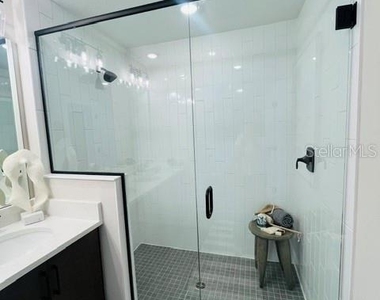 15501 Hamlin Park Drive - Photo Thumbnail 27