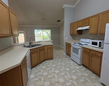 104 Herring Lane - Photo Thumbnail 19