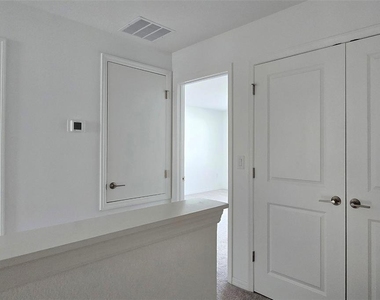 2978 Canary Avenue - Photo Thumbnail 12