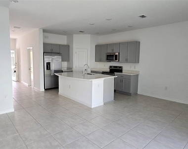 2978 Canary Avenue - Photo Thumbnail 6