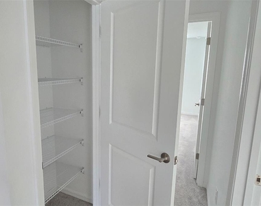 2978 Canary Avenue - Photo Thumbnail 23