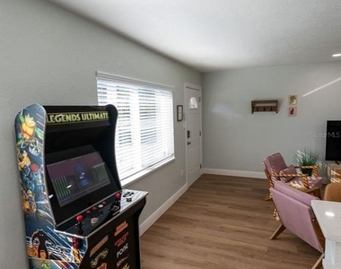 11987 Maple Street - Photo Thumbnail 30