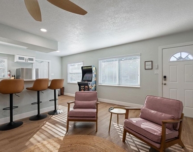 11987 Maple Street - Photo Thumbnail 23