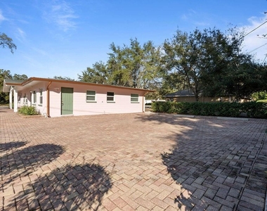11987 Maple Street - Photo Thumbnail 2