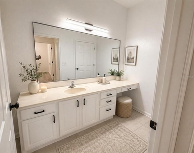 6380 Contessa Drive - Photo Thumbnail 17