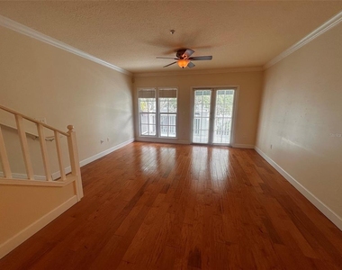 709 Bloom Street - Photo Thumbnail 11