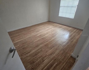 2323 Mccoy Road - Photo Thumbnail 8
