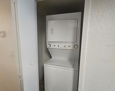 2323 Mccoy Road - Photo Thumbnail 6