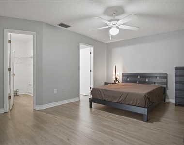 157 Coventry Circle - Photo Thumbnail 17