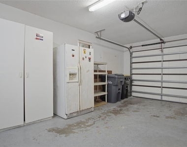 157 Coventry Circle - Photo Thumbnail 26