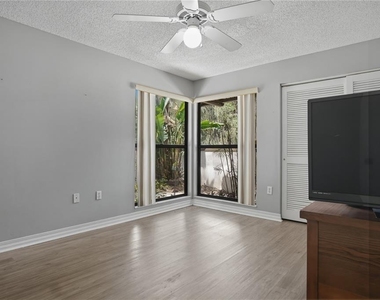 157 Coventry Circle - Photo Thumbnail 23