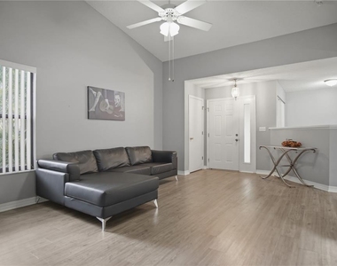 157 Coventry Circle - Photo Thumbnail 15