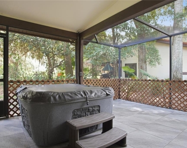 157 Coventry Circle - Photo Thumbnail 9