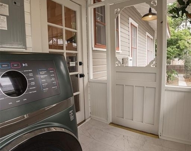 825 Se Sanchez Avenue - Photo Thumbnail 21