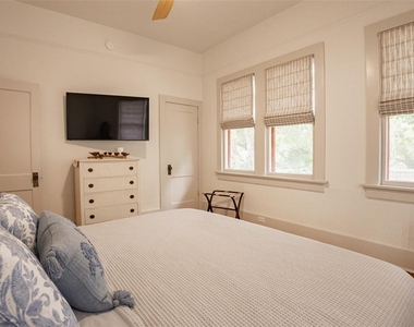 825 Se Sanchez Avenue - Photo Thumbnail 19