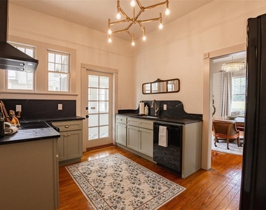 825 Se Sanchez Avenue - Photo Thumbnail 10
