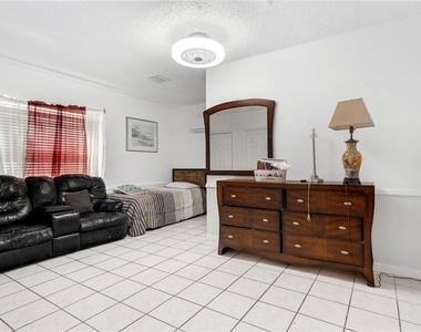 613 Forest Hills Drive - Photo Thumbnail 12