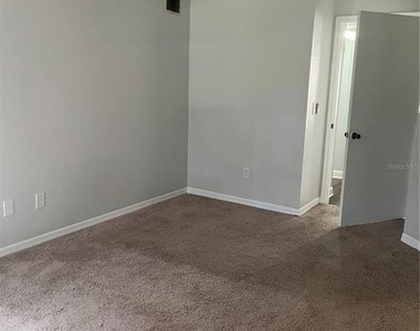 7200 Westpointe Boulevard - Photo Thumbnail 11