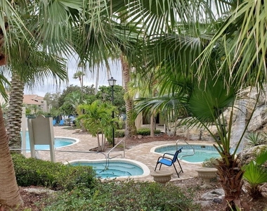 7200 Westpointe Boulevard - Photo Thumbnail 18