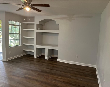 7200 Westpointe Boulevard - Photo Thumbnail 2