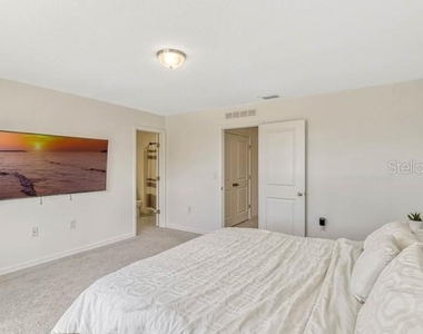 125 Mandovi Street - Photo Thumbnail 9