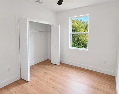1544 Sulstone Drive - Photo Thumbnail 17