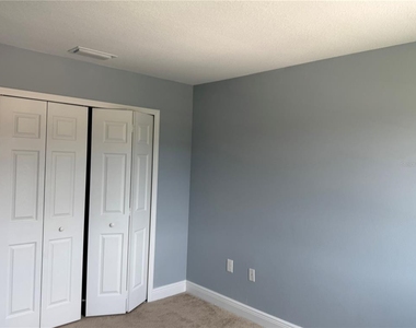 16924 Champlain Street - Photo Thumbnail 42