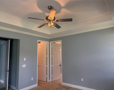 16924 Champlain Street - Photo Thumbnail 17