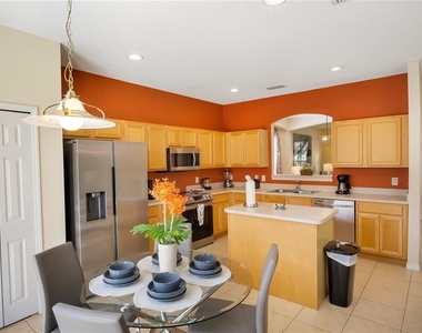 134 Sevilla Avenue - Photo Thumbnail 9