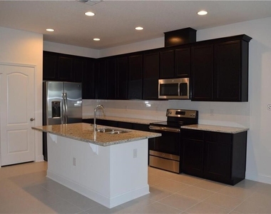 15419 Murcott Blossom Boulevard - Photo Thumbnail 6