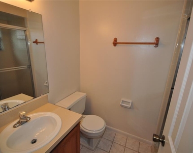 3188 Barbados Court - Photo Thumbnail 7