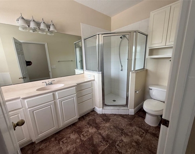 2618 E Central Boulevard - Photo Thumbnail 7