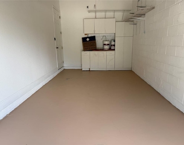 2618 E Central Boulevard - Photo Thumbnail 13