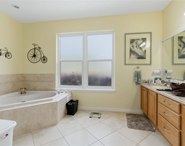 3510 Hunters Trail Circle - Photo Thumbnail 13