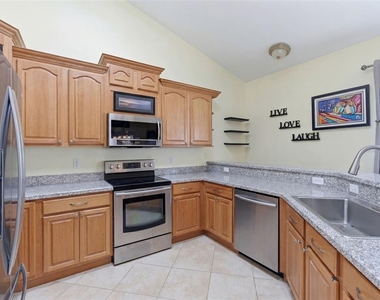 3510 Hunters Trail Circle - Photo Thumbnail 6