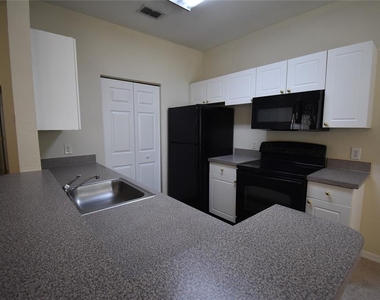 862 Grand Regency Point - Photo Thumbnail 3