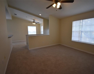 862 Grand Regency Point - Photo Thumbnail 9