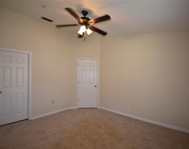 862 Grand Regency Point - Photo Thumbnail 11