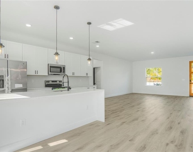 2632 Sw 162nd Street Road - Photo Thumbnail 7